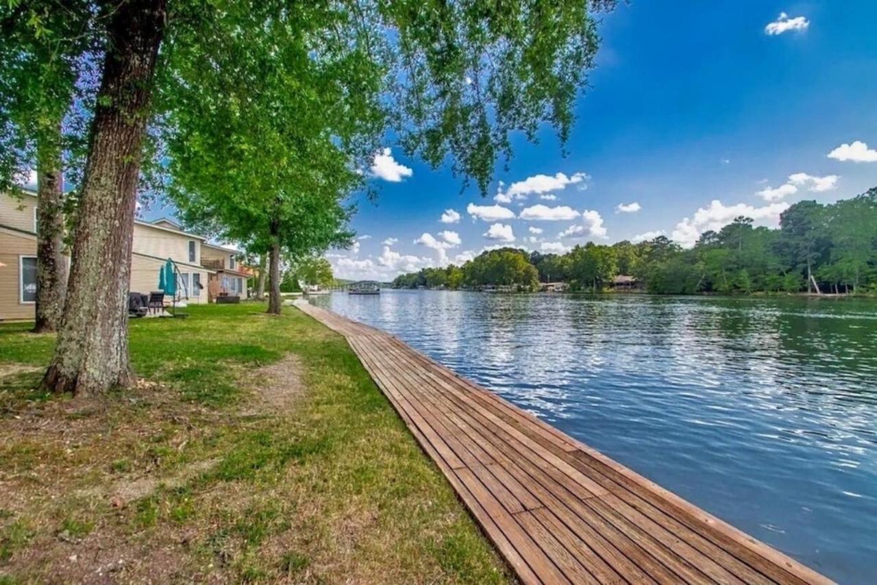 Hawes Boho Lakefront Condo With Stunning Views! מראה חיצוני תמונה